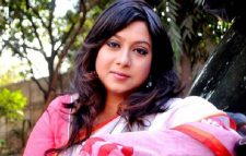 সবকিছুতেই আনন্দ পাওয়ার উপায় বলে দিলেন শাবনূর