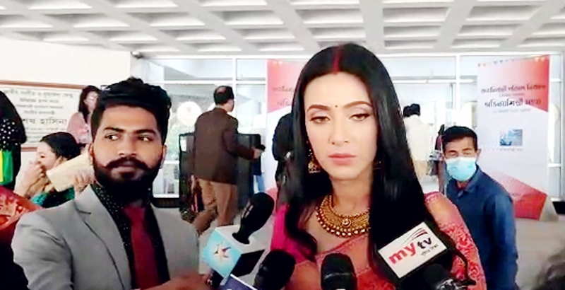নির্বাচিতরা যেন শিল্পীদের পাশে থাকেন: মিম
