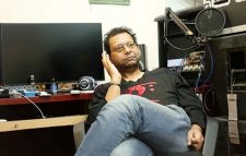 নতুন অ্যালবাম নিয়ে আসছে অর্থহীন