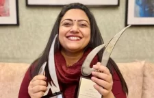 নদী রক্স’র জন্য সুমির ঘরে দুই পুরস্কার