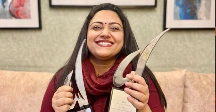 নদী রক্স’র জন্য সুমির ঘরে দুই পুরস্কার