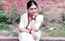 লরির ধাক্কায় অভিনেত্রীর মৃত্যু