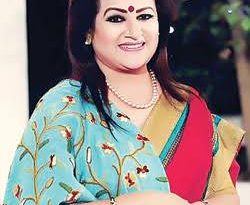 চিত্রনায়িকা ববিতাকে ‘আজ ভালোবাসা জানানোর দিন’