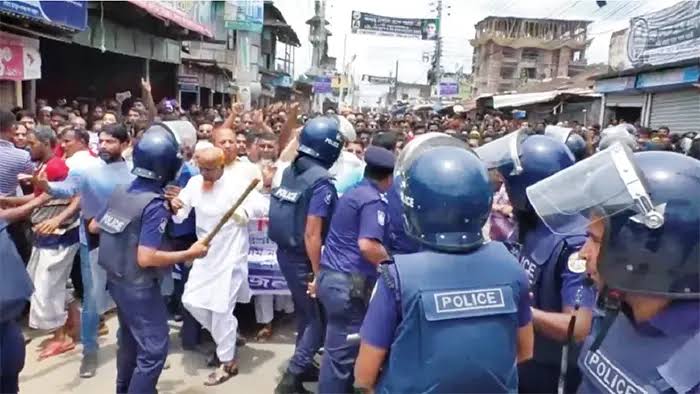 দুই মামলায় নবী-টুকুসহ আসামি ১৫৯