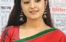 আমি তিনজনের মা: পরী