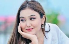 শুটিং সেটে দুর্ব্যবহারের অভিযোগ, অবশেষে মুখ খুললেন চমক