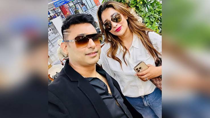 জায়েদ খানের সঙ্গে অভিনয় করতে বাংলাদেশে সায়ন্তিকা