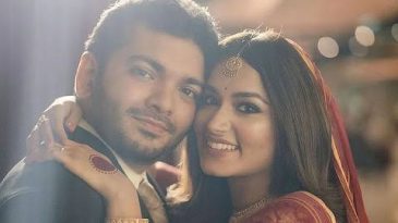 স্বামীকে নিয়ে হানিমুনে মালদ্বীপে ফারিণ