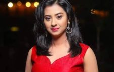 যুক্তরাষ্ট্রে শাকিব-অপুর ঘোরাঘুরি নিয়ে অবশেষে যে প্রতিক্রিয়া জানালেন বুবলী