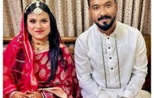 বিবাহবার্ষিকীতে স্ত্রীর প্রতি ভালোবাসা প্রকাশ করে যা বললেন পলাশ