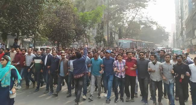 শেখ হাসিনা সরকারের অনুপস্থিতিতে বাংলাদেশ অস্থিতিশীল হতে পারে