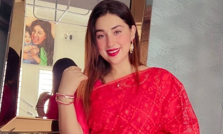 ঠোঁট সার্জারি করা নিয়ে যা বললেন অপু বিশ্বাস