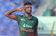 ইবাদতের হাঁটুতে অস্ত্রোপচার