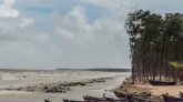 তাপমাত্রা বাড়তে পারে, সতর্ক সংকেত বহাল