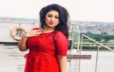 কেন সিঙ্গাপুর যাচ্ছেন অপু বিশ্বাস