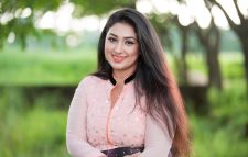 ইউটিউব চ্যানেল হ্যাক করে টাকা দাবি, অপুর বিরুদ্ধে থানায় জিডি