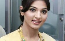 চটেছেন বর্ষা, দিয়েছেন মামলার হুমকি!