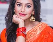 বাংলাদেশের ডিরেক্টররা হয়তো মনে করেন, সে খুব সুন্দরী তাকে মনে হয় ভাঙা যাবে না’