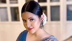 এই নিয়ে যতবার সংসার ভাঙল পরীর