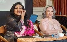 ১৪ বছর পর ঋতুপর্ণার হাত ধরে ফের বাংলা সিনেমায় শর্মিলা ঠাকুর