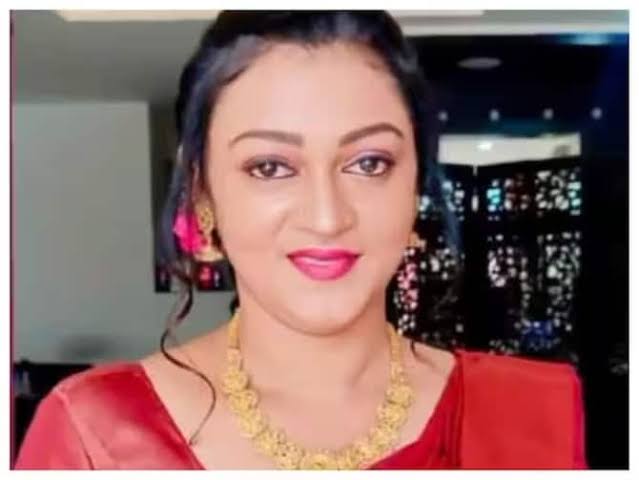 বাড়ি থেকে উদ্ধার অভিনেত্রীর নিথর দেহ
