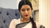 গান গেয়ে নেটিজেনদের মুগ্ধ করলেন পরীমণি 