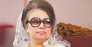 গভীর রাতে খালেদা জিয়াকে সিসিইউতে স্থানান্তর