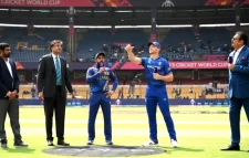 ফিরেছেন ম্যাথ্যুস, টিকে থাকার লড়াইয়ে ফিল্ডিংয়ে শ্রীলঙ্কা