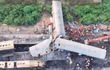 চালক সিগন্যাল না বোঝায় অন্ধ্র প্রদেশে ট্রেন দুর্ঘটনা, নিহত বেড়ে ১৩