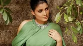 বিমানে হেনস্তার শিকার অভিনেত্রী দিব্যা