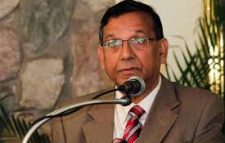 খালেদা জিয়ার জন্য বিদেশ থেকে চিকিৎসক আনার বিষয়ে যা বললেন আইনমন্ত্রী