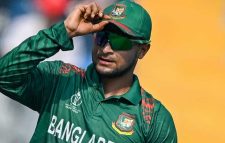 কলকাতা ম্যাচের আগে হঠাৎ মিরপুরে সাকিব
