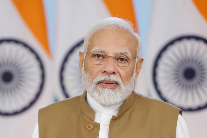 গান লিখে চমকে দিলেন নরেন্দ্র মোদি