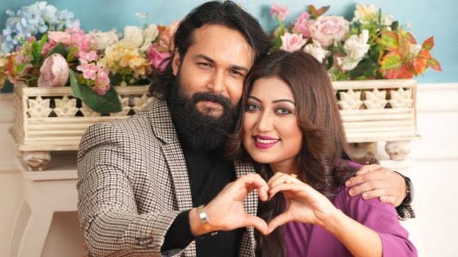 ২৭ অক্টোবর মুক্তি পাচ্ছে আদর-প্রকৃতির ‘যন্ত্রণা’
