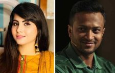 ভারতকে হারালে ঢাকা এসে সাকিবদের খাওয়াবেন পাকিস্তানি অভিনেত্রী