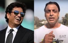 শোয়েবকে খোঁচা শচীনের
