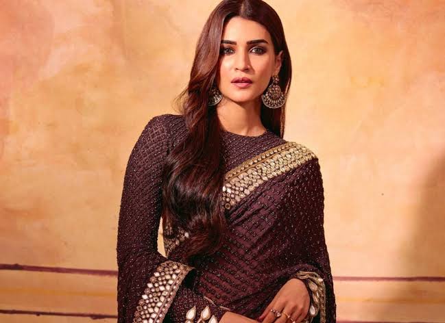 কৃতি জানালেন তার কেমন সঙ্গী চাই