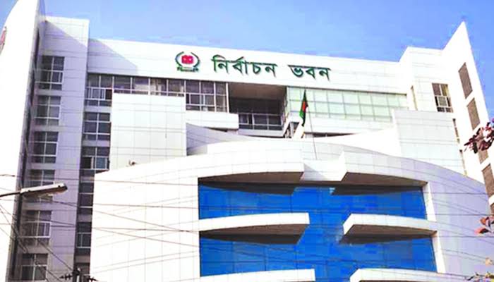 ভোটের সময় ডিসি-এসপি’ই সরকারের প্রতিনিধি: সিইসি