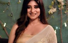 সেই প্রেমিকের সঙ্গেই বিয়ের পিঁড়িতে বসছেন সন্দীপ্তা