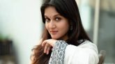 নিজের নাম থেকে ‘খান’ বাদ দেওয়ার কারণ জানালেন মিথিলা