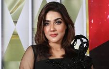 বাসে আগুন দেওয়া ব্যক্তির পরিচয় দিলেন মাহি