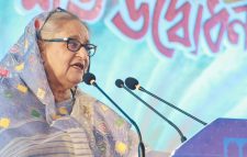 উন্নয়নবিরোধীদের প্রধানমন্ত্রী ‘তাদের মনটাই অন্ধ, এটি দূর করা যায় না’