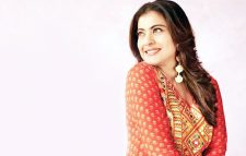 কলকাতার পরিচালকের সিনেমায় কাজল