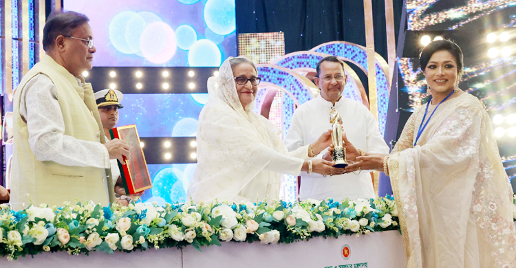 ‘জাতীয় চলচ্চিত্র পুরস্কার-২০২২’ পেলেন যারা
