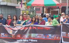 রাজপথে তারকাদের প্রতিবাদ