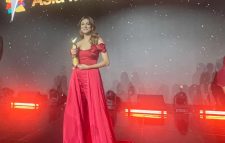 সিউলে পুরস্কার জিতলেন বাংলাদেশের জেসিয়া