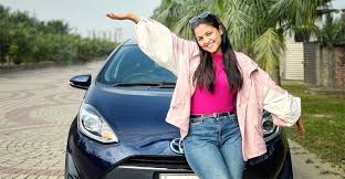 গাড়ি কিনলেন অভিনেত্রী সাদিয়া আয়মান