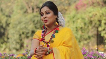 নতুন গানে মুগ্ধতা ছড়ালেন মুন্নী