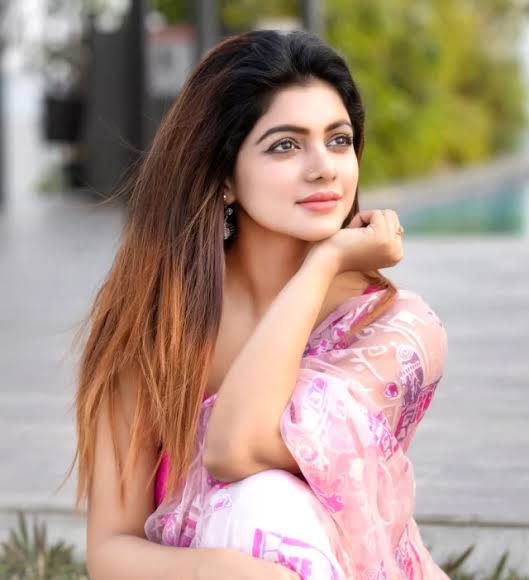 তাকে ছাড়া একটা মুহূর্তও ভাবতে পারি না : সোহানা সাবা