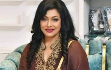আজীবন সম্মাননায় ভূষিত হয়ে যা বললেন রোজিনা